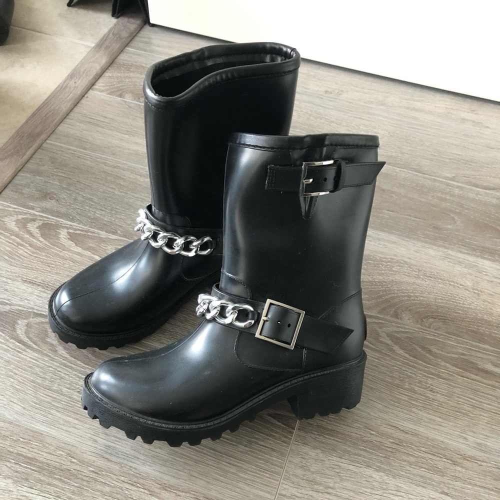 Rain boots